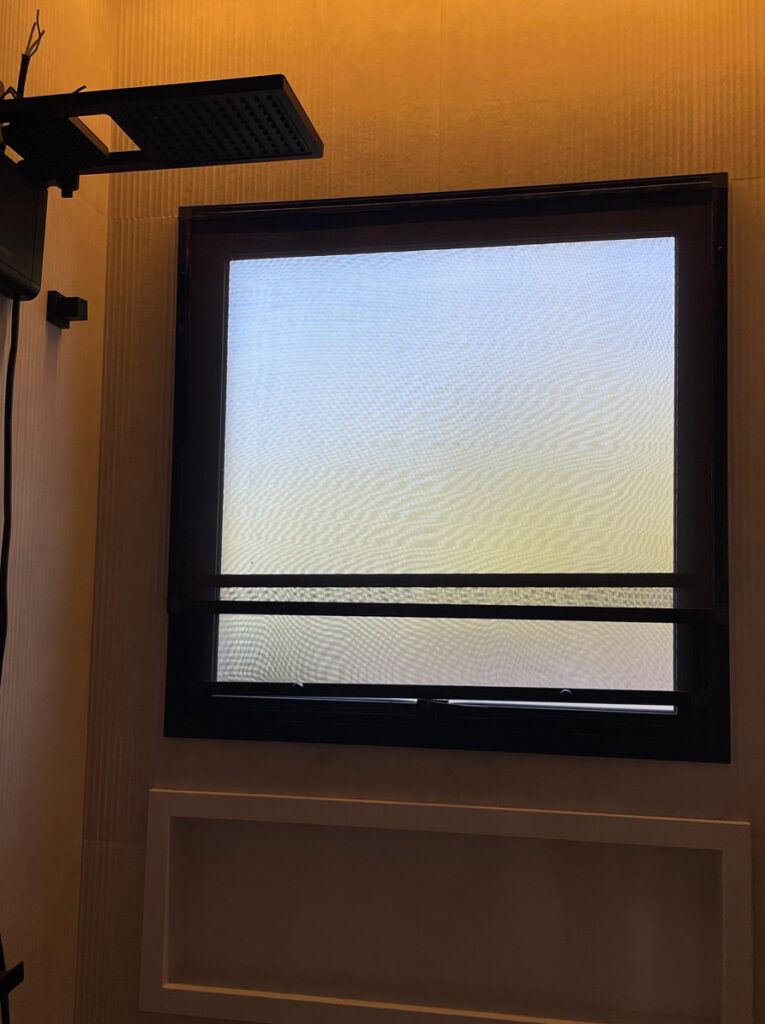 maxim ar basculante com tela retratil